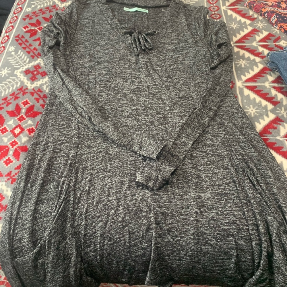 Maurices shirt